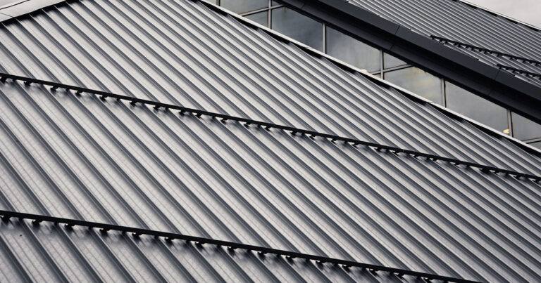 Best Roof Color for Metal Roofs in South Windsor